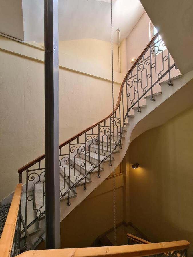 Jetpak Alternative Eco Hostel Солун Екстериор снимка
