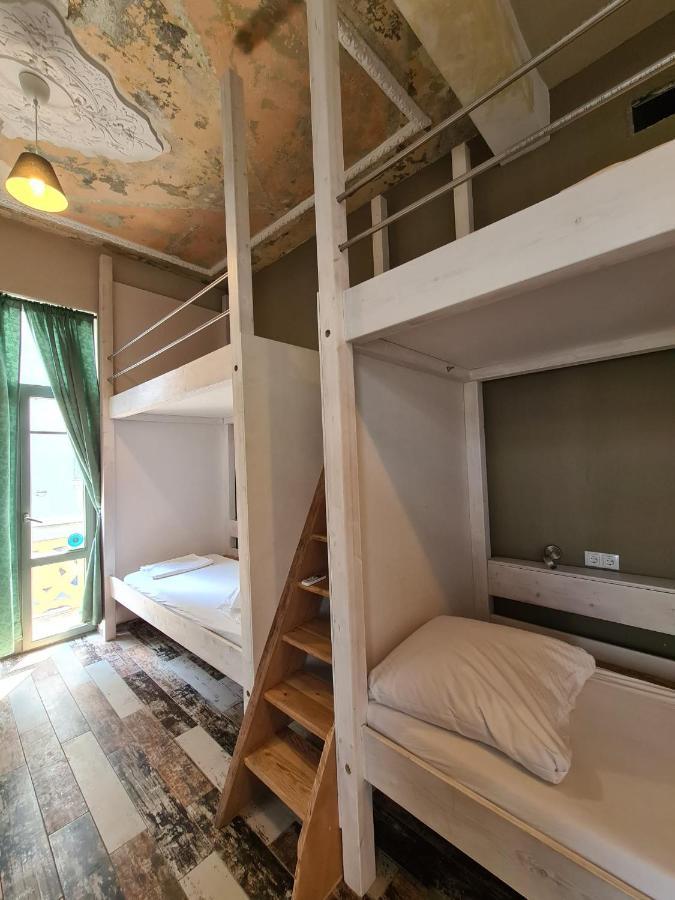 Jetpak Alternative Eco Hostel Солун Екстериор снимка