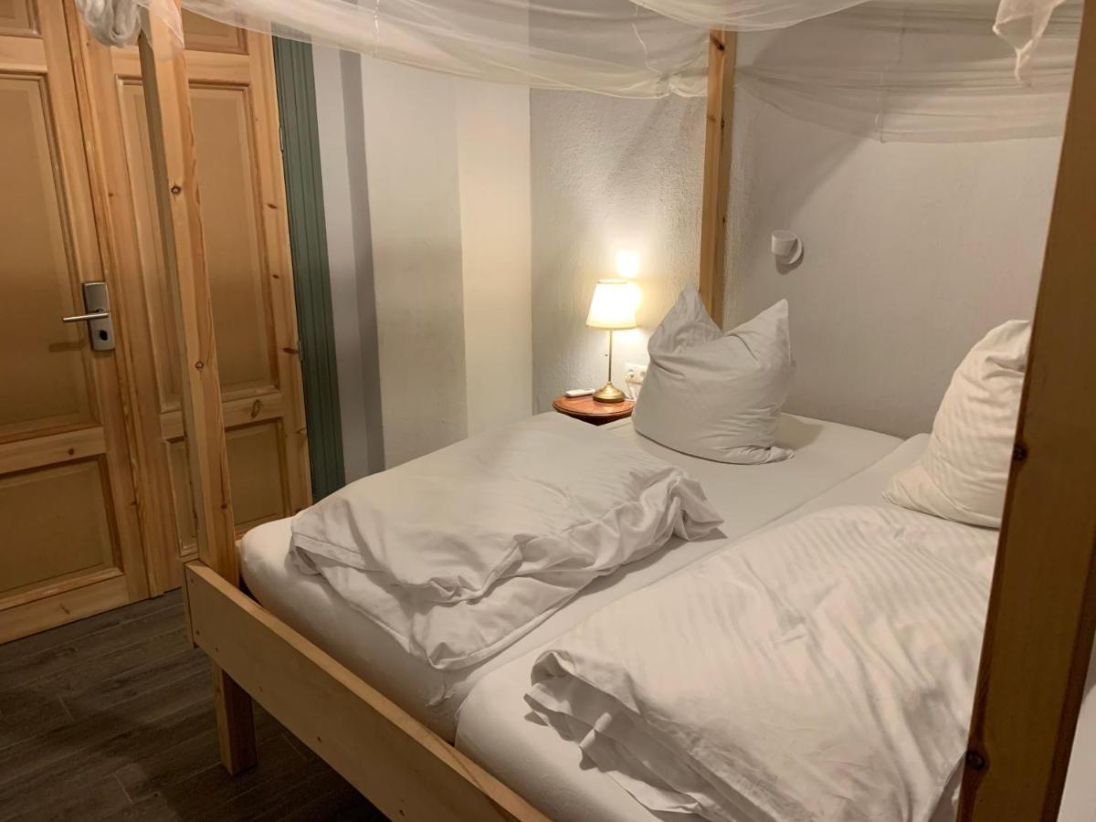 Jetpak Alternative Eco Hostel Солун Екстериор снимка